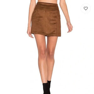 John + Jenn  Faux Suede Mini Skirt - Size Small